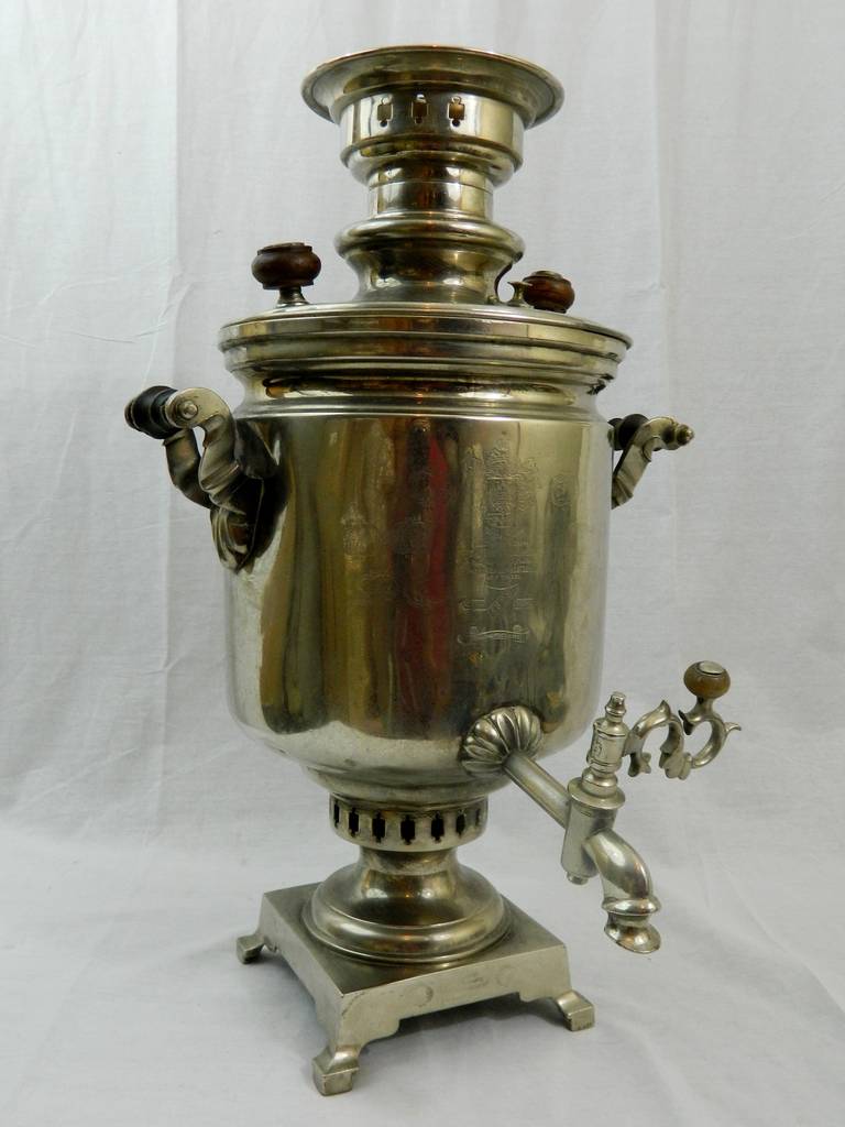 Circa 1825 Silver Plate Russian Samovar In Good Condition In Savannah, GA