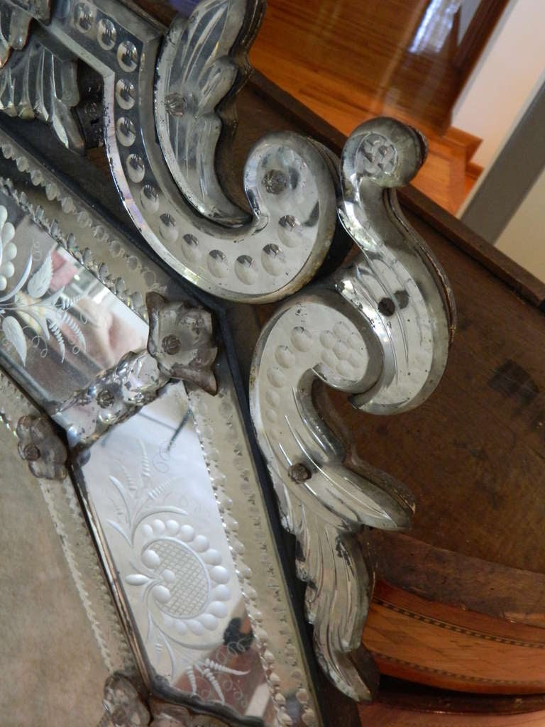 Early 20th Century Eight Sided Venetian Mirror 2