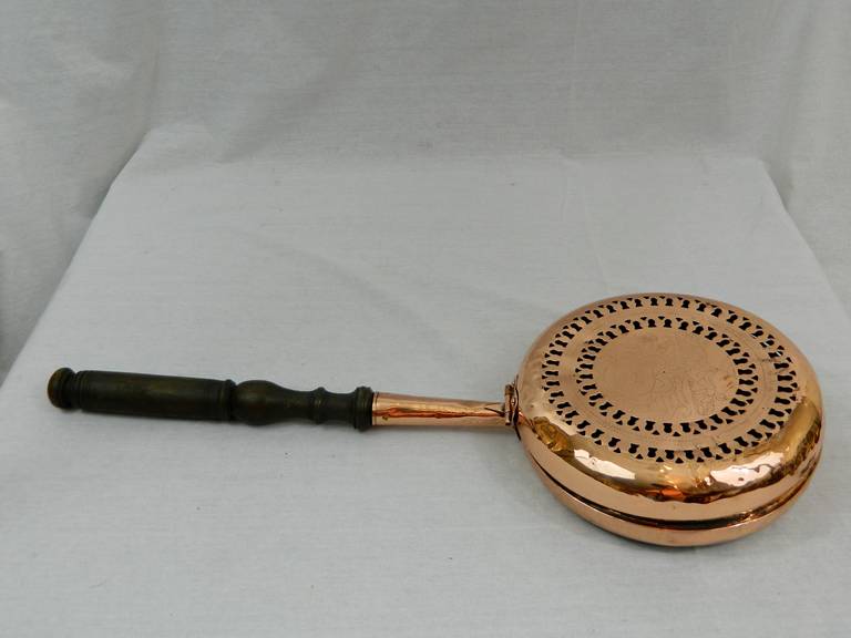 brass bed warmer with wooden handle