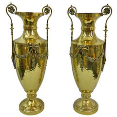 19th Century Pair of Polished Brass Decorative Urns or Vases with Handles 4