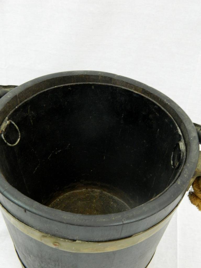 19th Century Peat Wood Bucket with Brass-Bound Coat of Arms Design 4