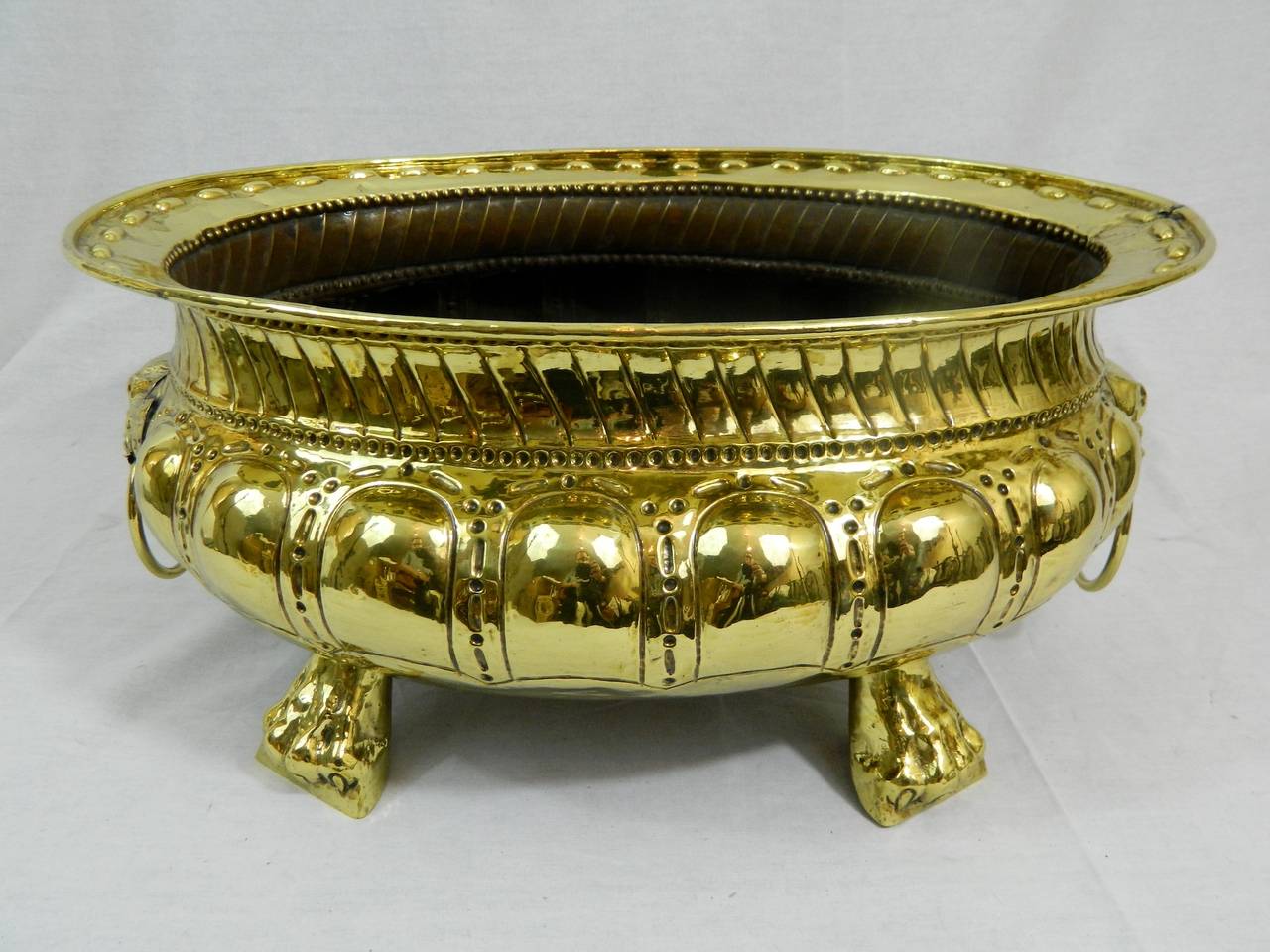 19th Century Polished Brass Large Jardiniere or Planter with Hollow Feet In Good Condition For Sale In Savannah, GA