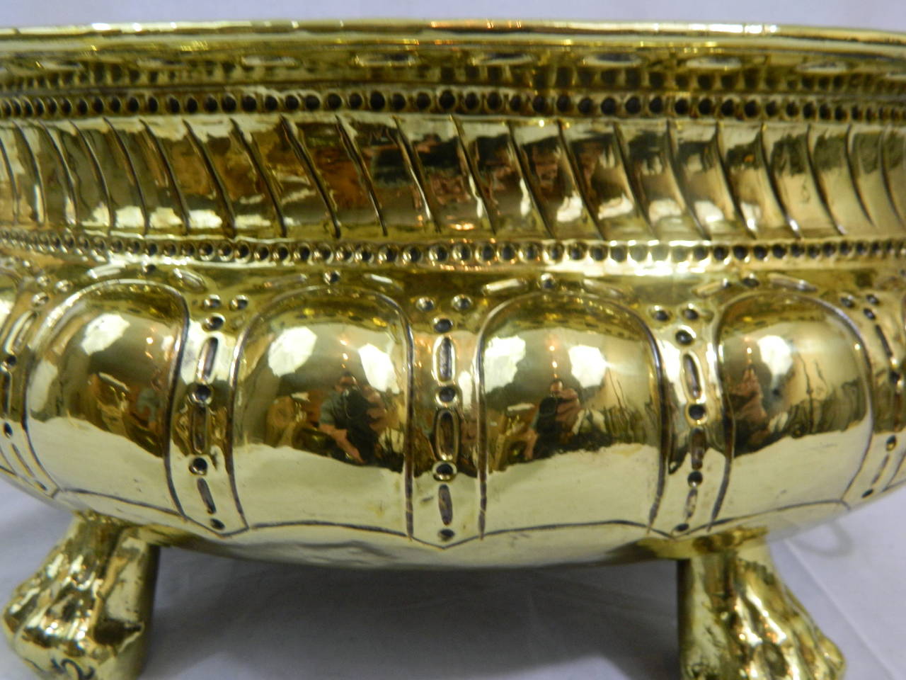 19th Century Polished Brass Large Jardiniere or Planter with Hollow Feet For Sale 3