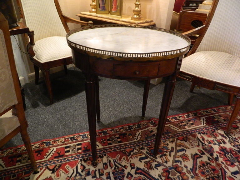 French Louis XVI Style Mahogany and Marble Top Bouillotte Table, 19th Century For Sale