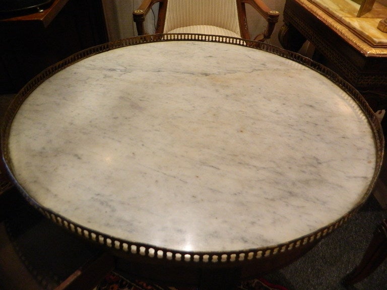 Louis XVI Style Mahogany and Marble Top Bouillotte Table, 19th Century For Sale 1