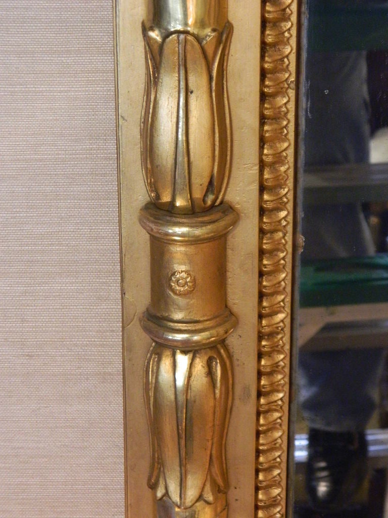 Miroir en bois doré de style Empire suédois, début du 19ème siècle en vente 2