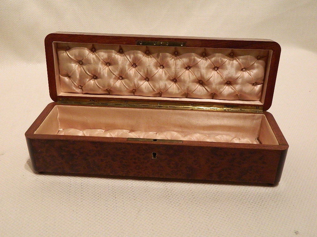 Amboyna Burl Wood and Brass-Inlaid Glove Box 4