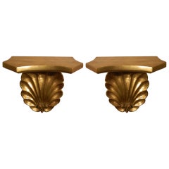 Pair of Large Gold Leaf Shell Motif Wall Brackets 