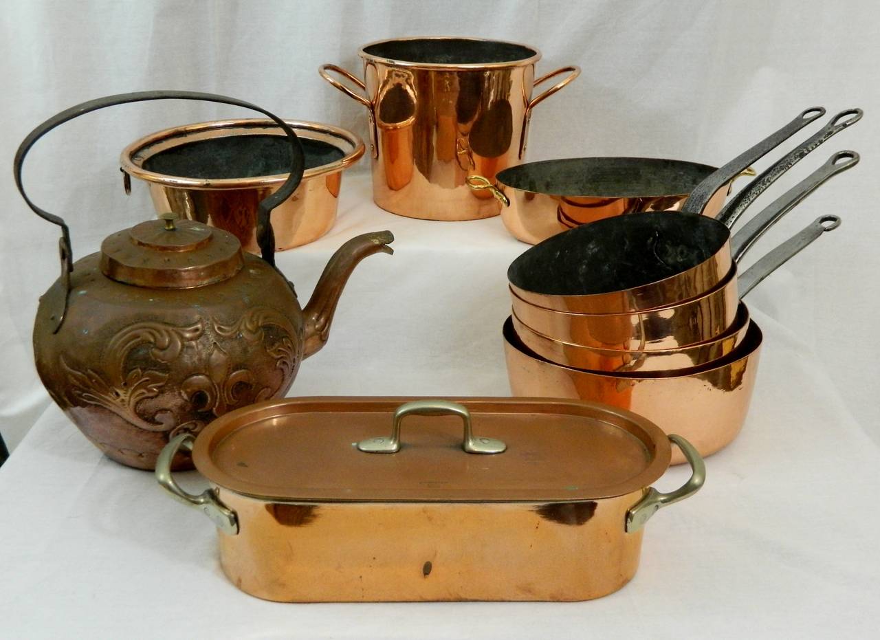 19th Century Copper Pots For Sale at 1stdibs
