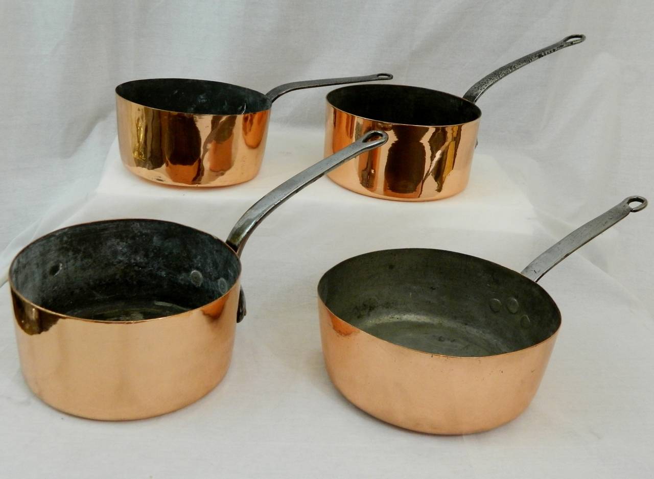 19th Century Copper Pots For Sale at 1stdibs