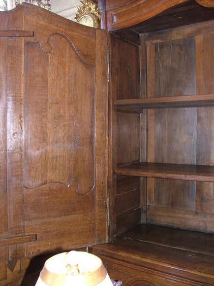 Louis XVI oak buffet a deux corps or Cabinet, 18th Century For Sale 1