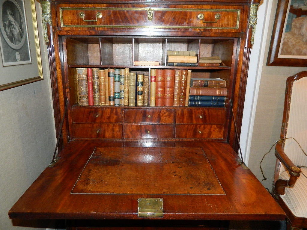 Louis XVI-Style Mahogany and Marble-Top Secretaire Abbatant, Early 19th Century For Sale 1