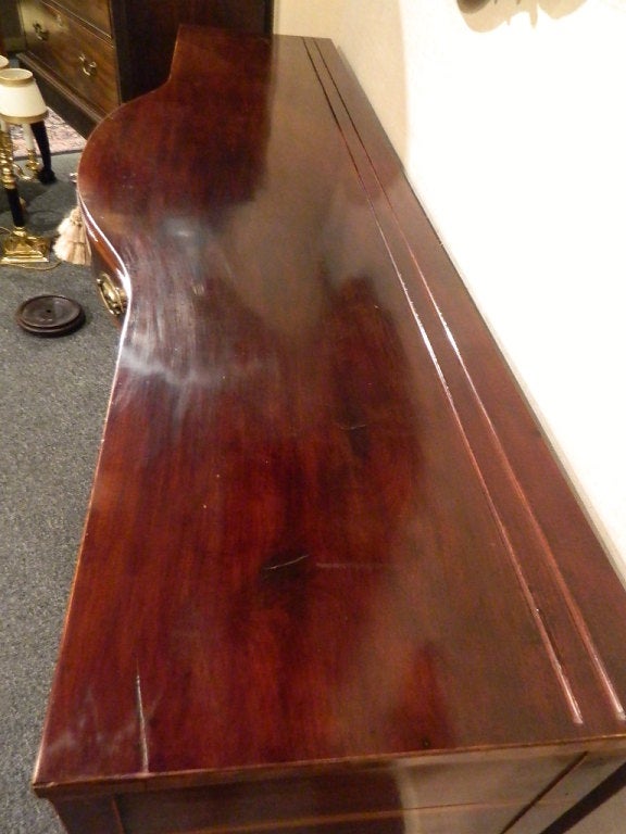 Seltene Regency-Sideboard aus dem späten 18. Jahrhundert mit Satinholz-Intarsienplatte, selten (Englisch) im Angebot