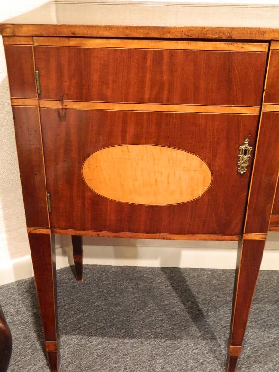 Late 18th Century Rare Size Regency Sideboard with Satinwood Inlaid Top For Sale 4