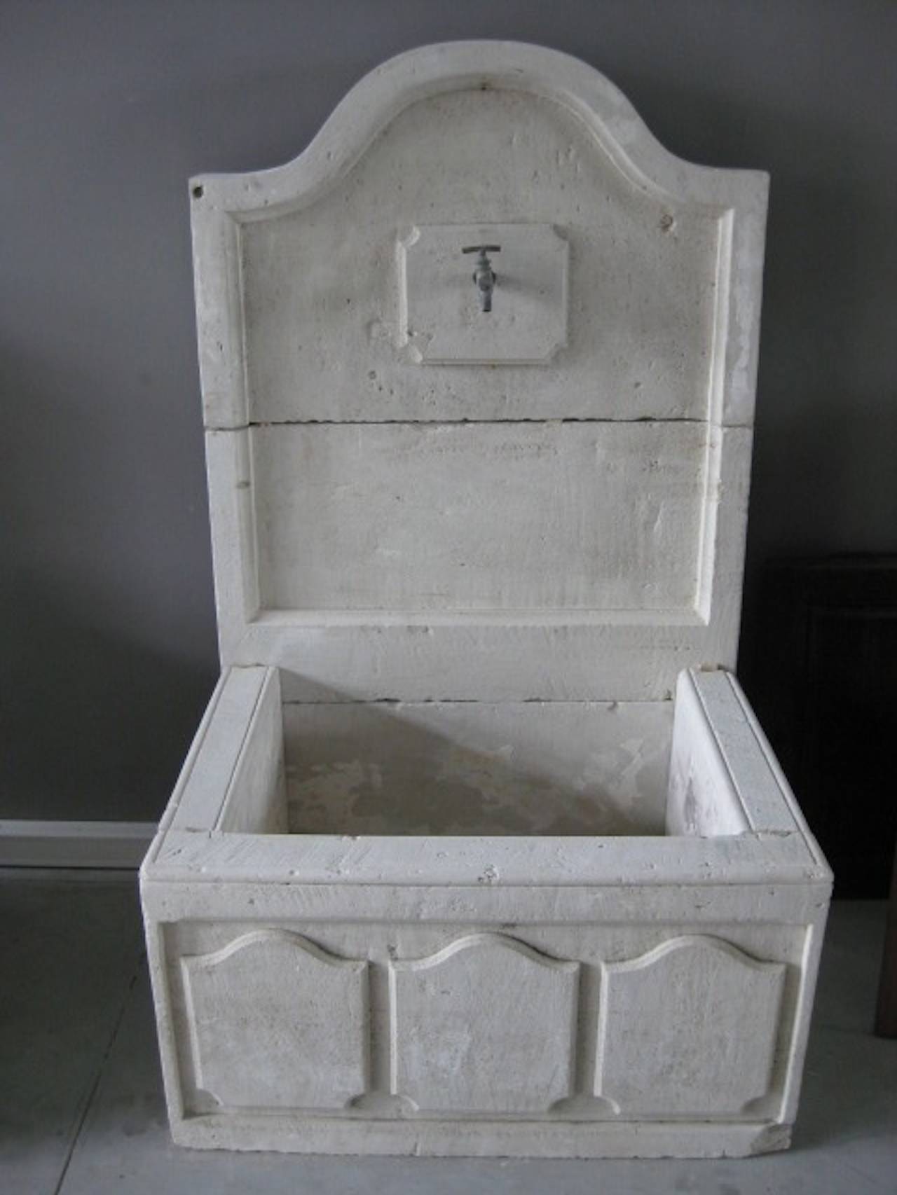 French Louis XIV Style Fountain Hand Carved Limestone, Provence, France For Sale 1