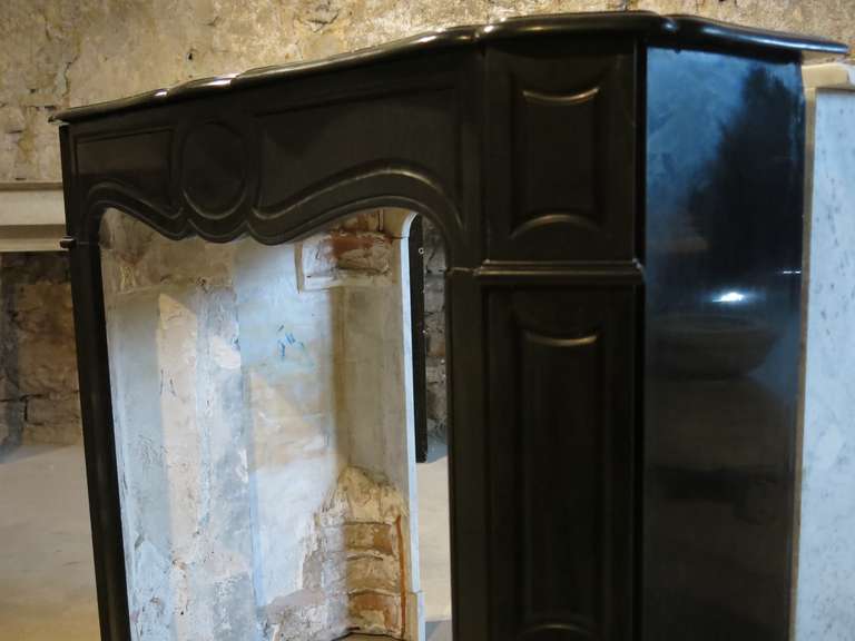 French Louis XV Style Fireplace Black Marble, 19th Century, Paris, France For Sale 2
