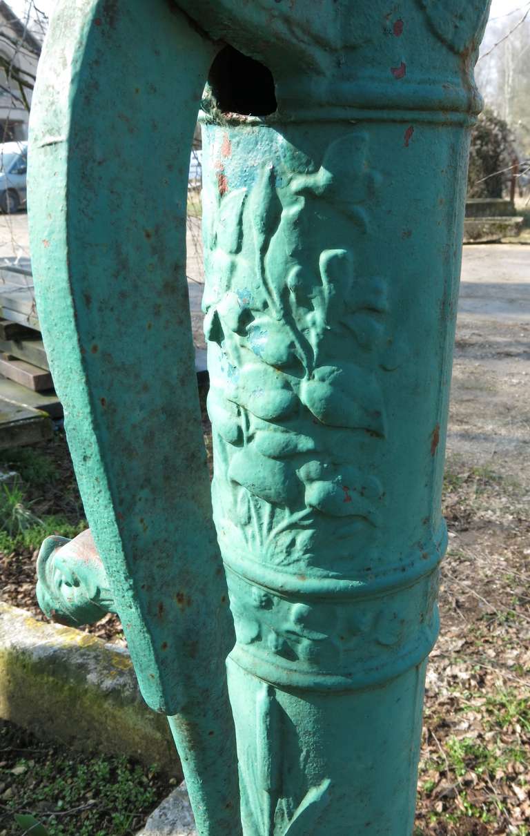 French Village Limestone Water Fountain with Iron Water Pump, France, circa 1800 For Sale 1