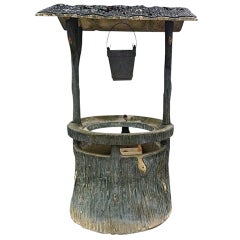 Donicio Rodriguez Style Wishing-Well and Two Round Basins in Cast-Stone Early 1900s Provence, France