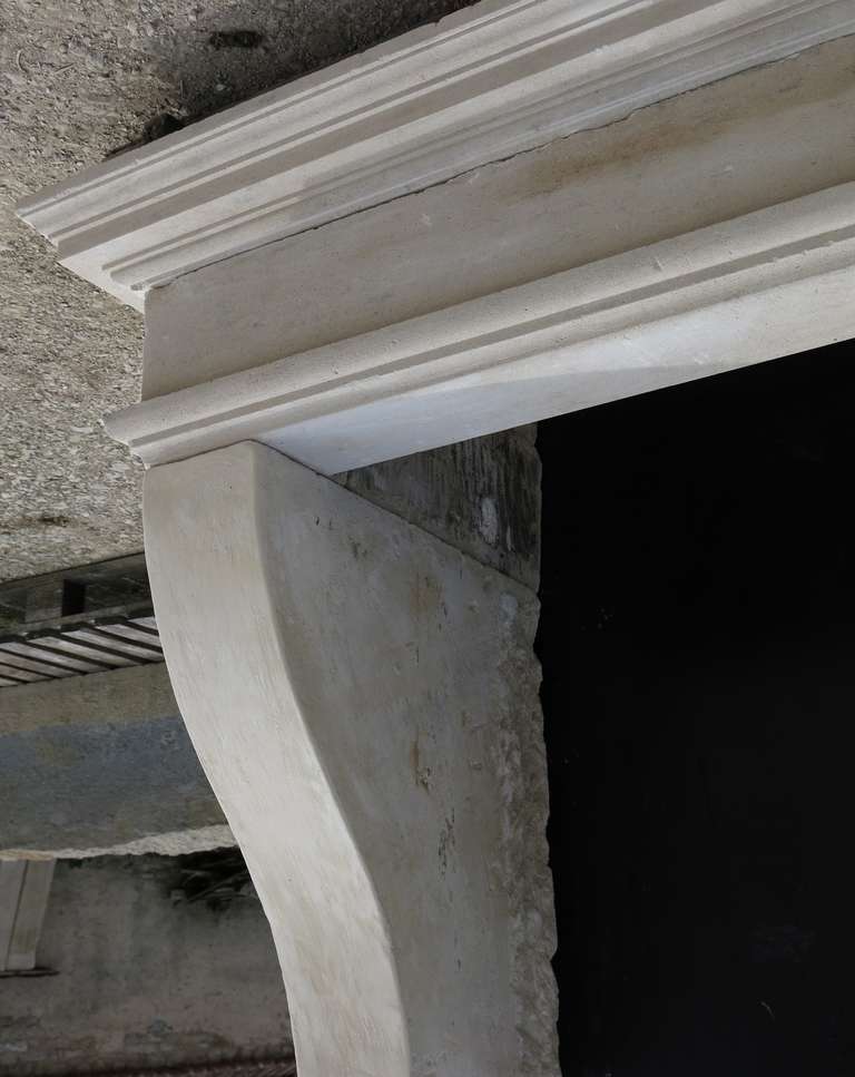 French Kitchen Chimney Hood circa 1800s in Limestone from Lorraine, France 1