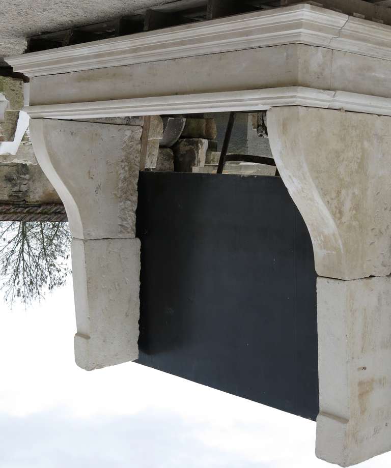 19th Century French Louis XIII Style Fireplace in Limestone circa 1800s Lorraine, France
