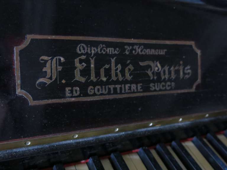 piano elcke paris