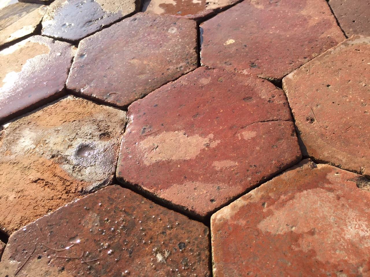 Authentic French Antique Hexagon Terracotta Flooring, Original 1700s, France In Good Condition In LOS ANGELES, CA