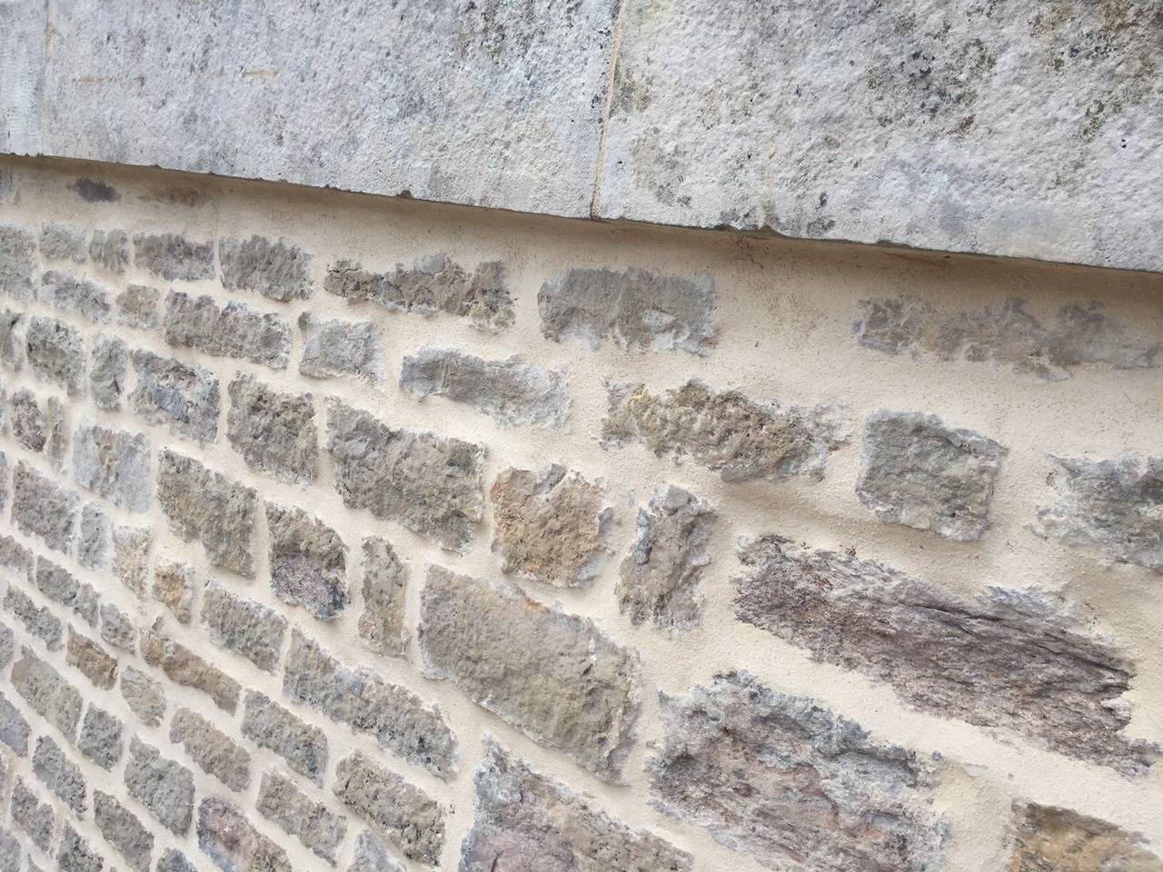 French Antique Limestone Wall Surround, 18th Century, France For Sale 4