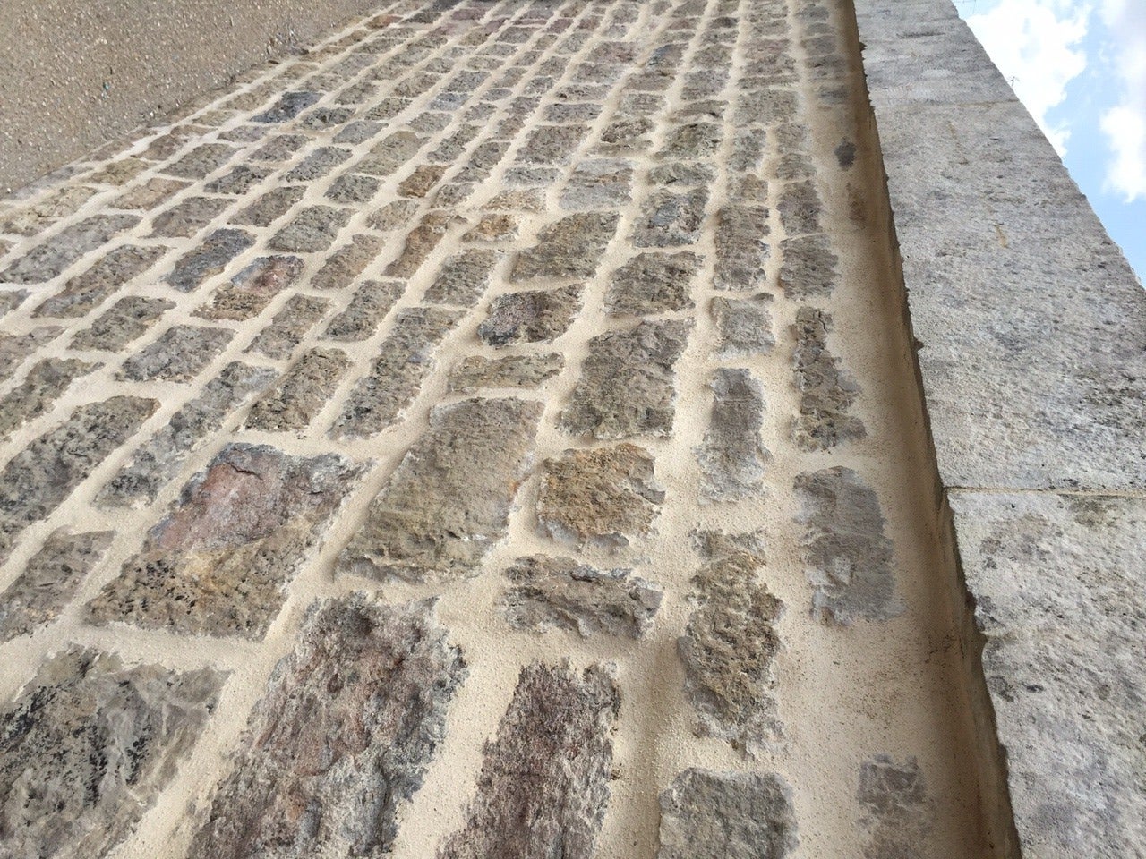 French Antique Limestone Wall Surround, 18th Century, France For Sale 1