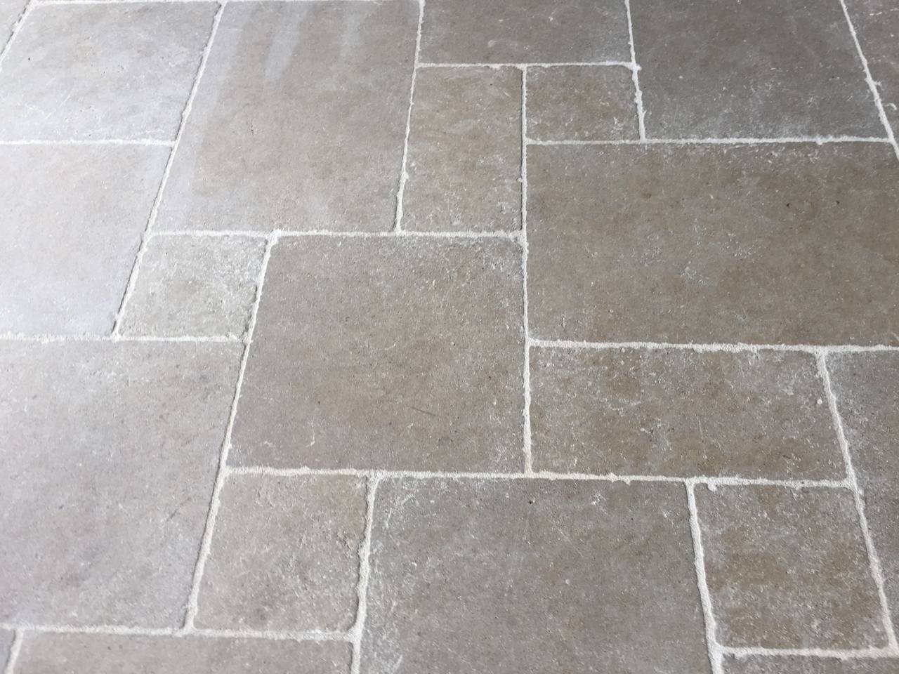 French Parisian Style Flooring in Pure and Solid Limestone, Handcrafted from France For Sale