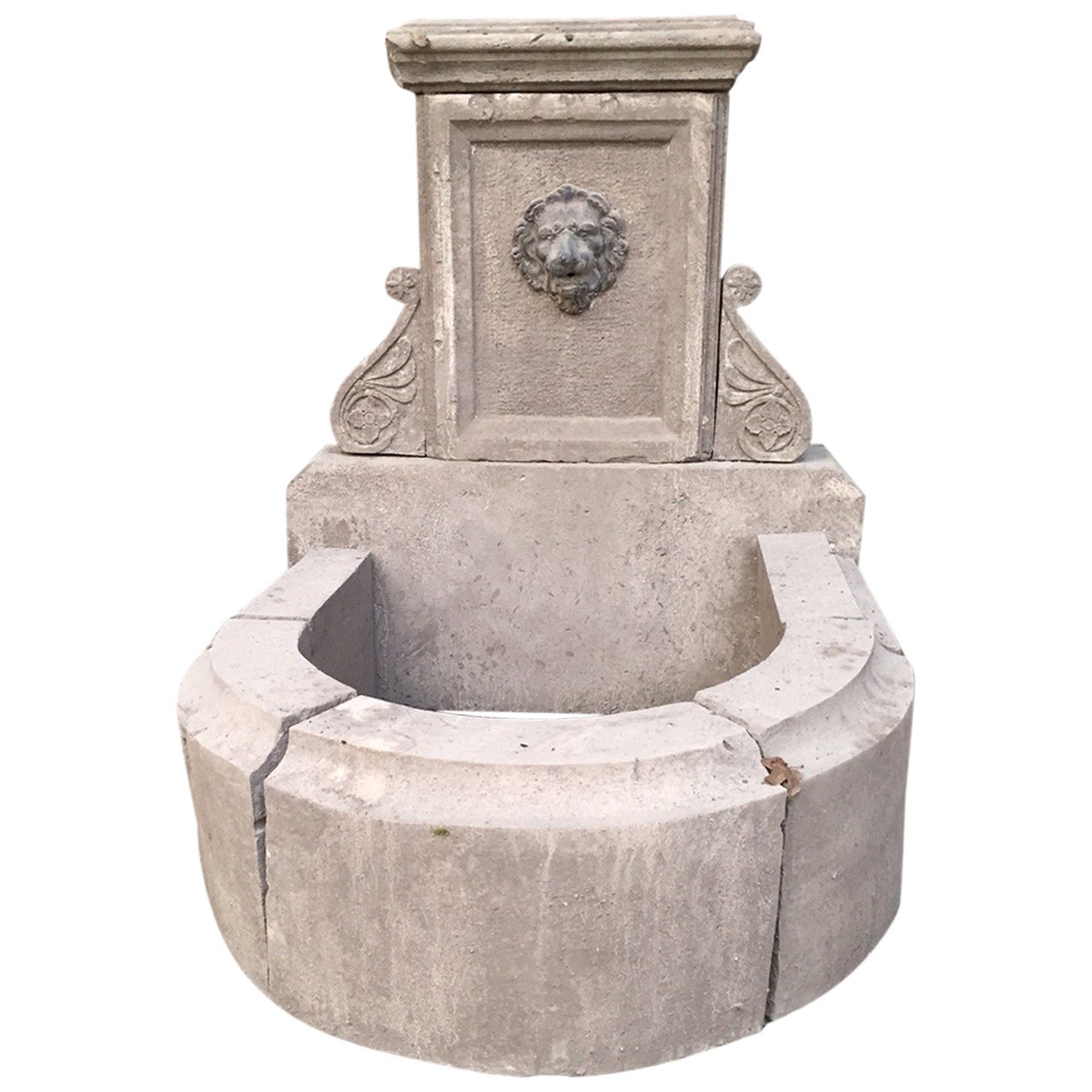 French Lions Head Fountain Limestone, Provence France, Late 20th Century For Sale