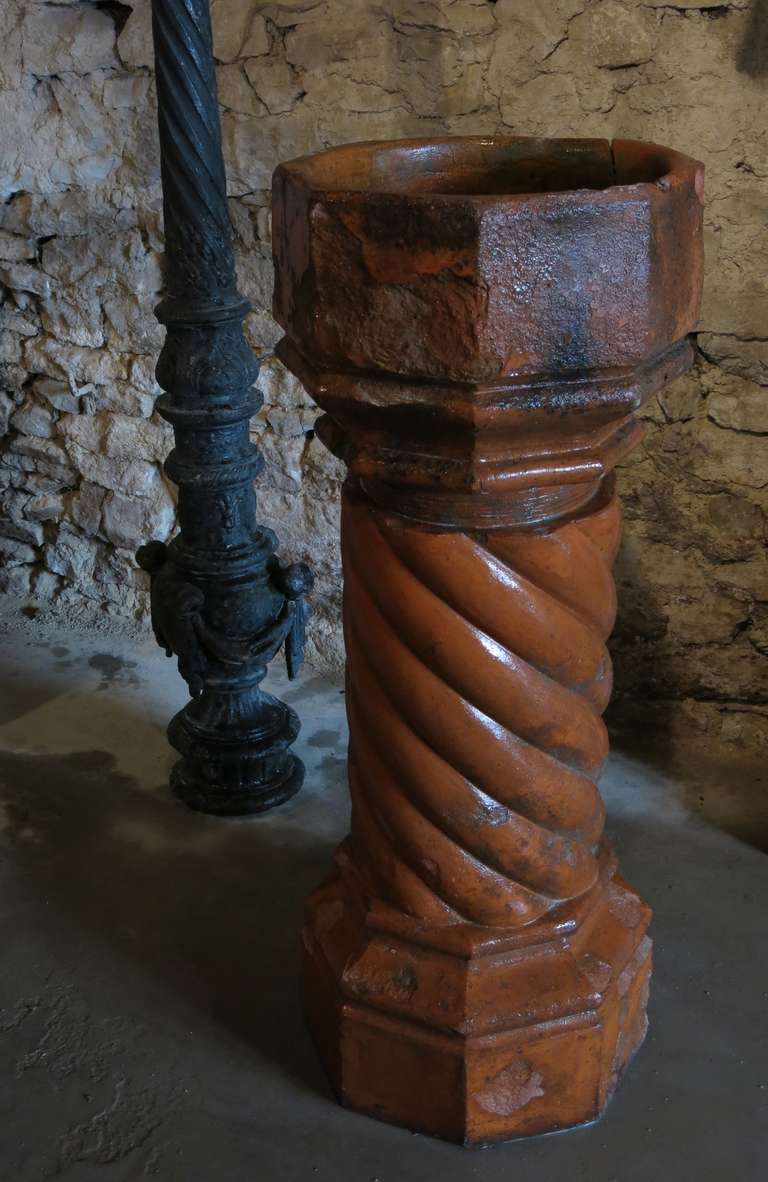 A French original Top of a chimney in terracotta, handmade 19th century, from Paris. France.

It was used later as a flowers garden pot.
Beautiful flowers stand for inside or outside.


    