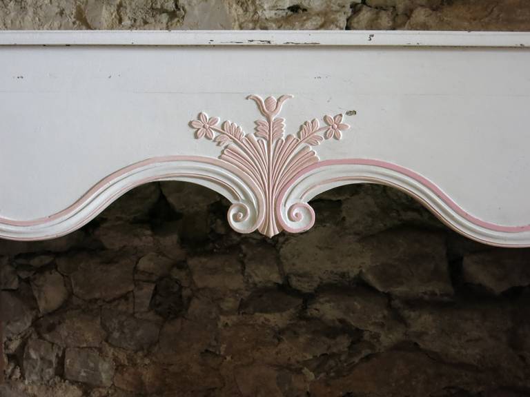 French Louis XV Style Fireplace Wood, Handcrafted, circa 1880s, Paris, France In Good Condition For Sale In LOS ANGELES, CA