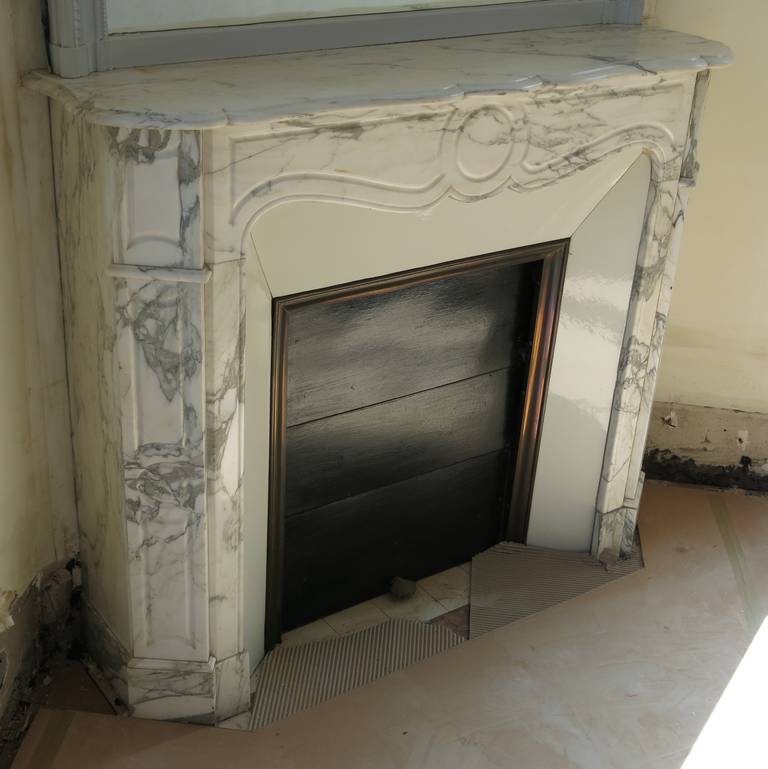 Louis XV French Parisian Marble Fireplace with Trumeau-Mirror Circa 1880, Paris-France