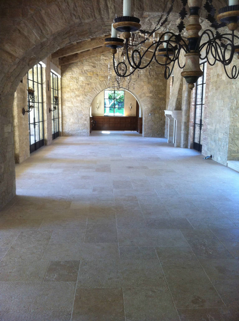 French Limestone Floors in Varied Finishes In Good Condition In LOS ANGELES, CA
