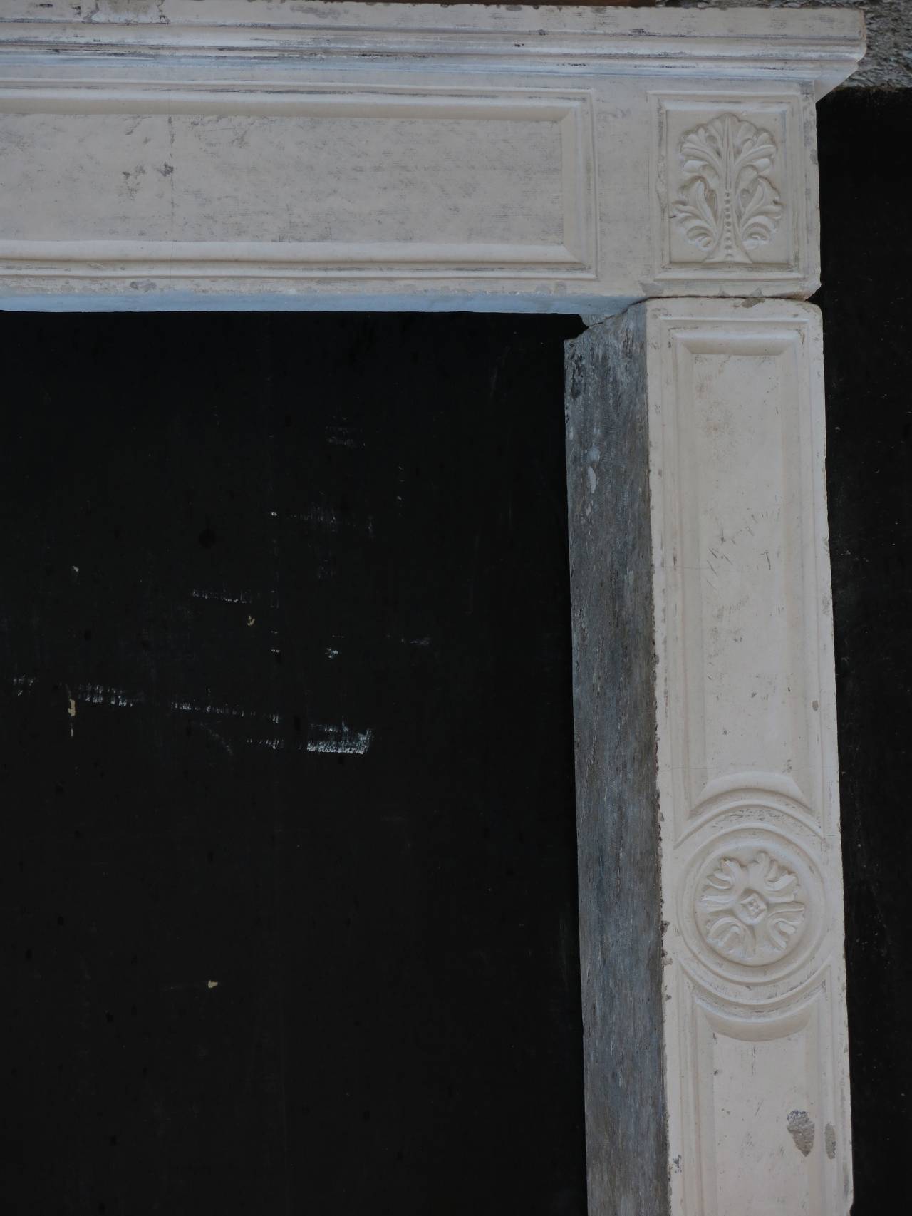 French Louis XVI Style Fireplace Hand Carved Limestone from France, 19th Century For Sale 3