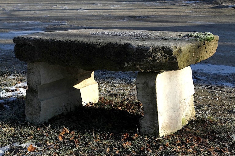 Garden bench in limestone from France, 18th century 1