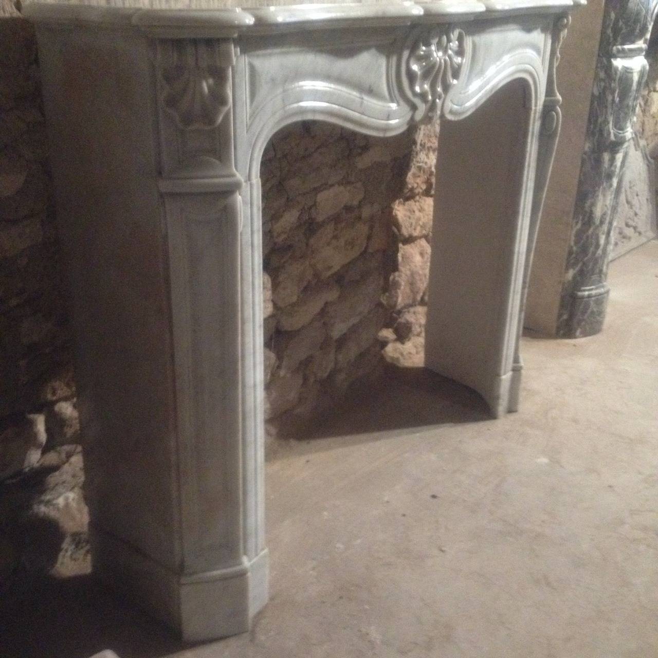 19th Century French Parisian Louis XV Style Fireplace in White Marble, circa 1800s, France