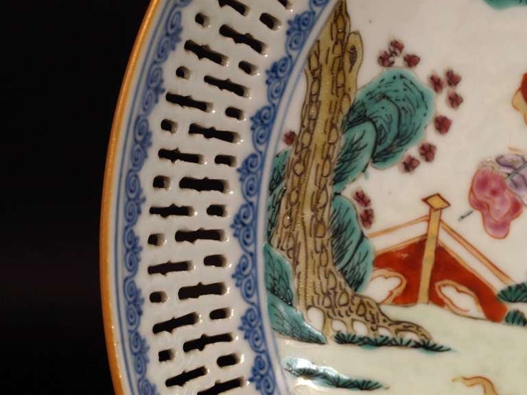 18th Century and Earlier China, Qianlong Period Porcelain Reticulated Dish 18th Century