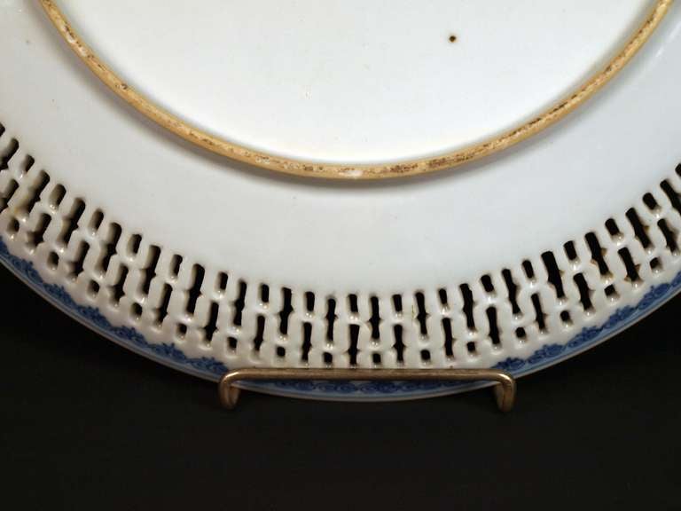 China, Qianlong Period Porcelain Reticulated Dish 18th Century 2