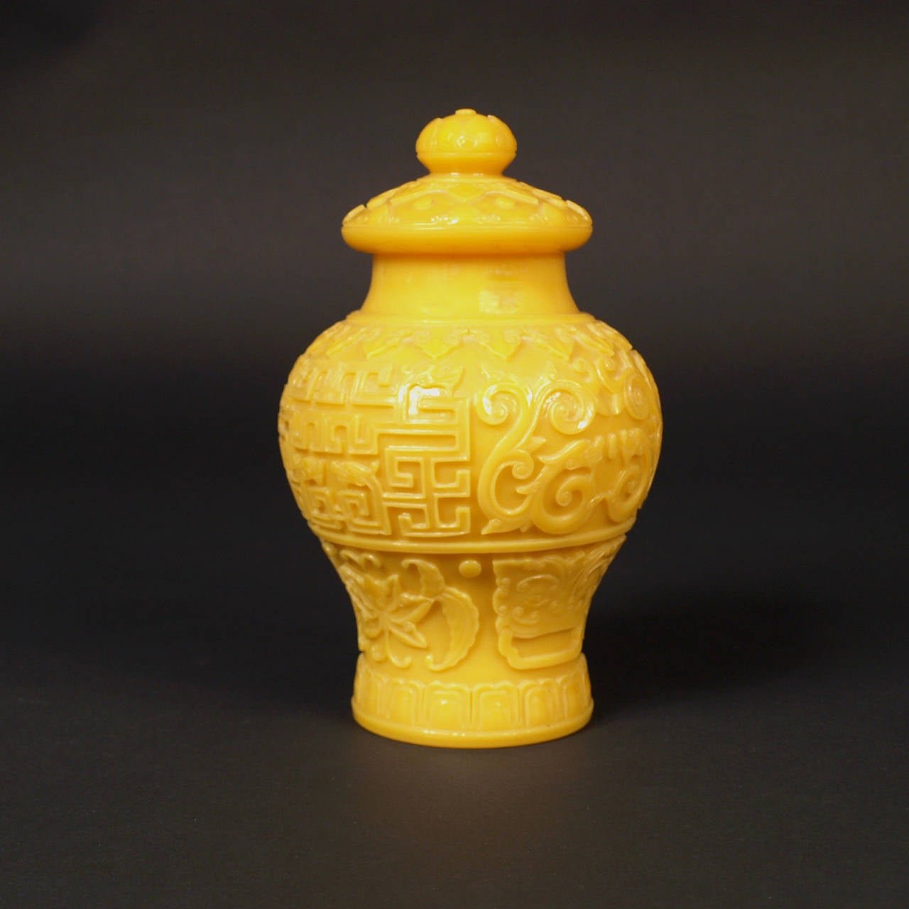 China, Yellow Peking glass covered vase, Qing Dynasty.