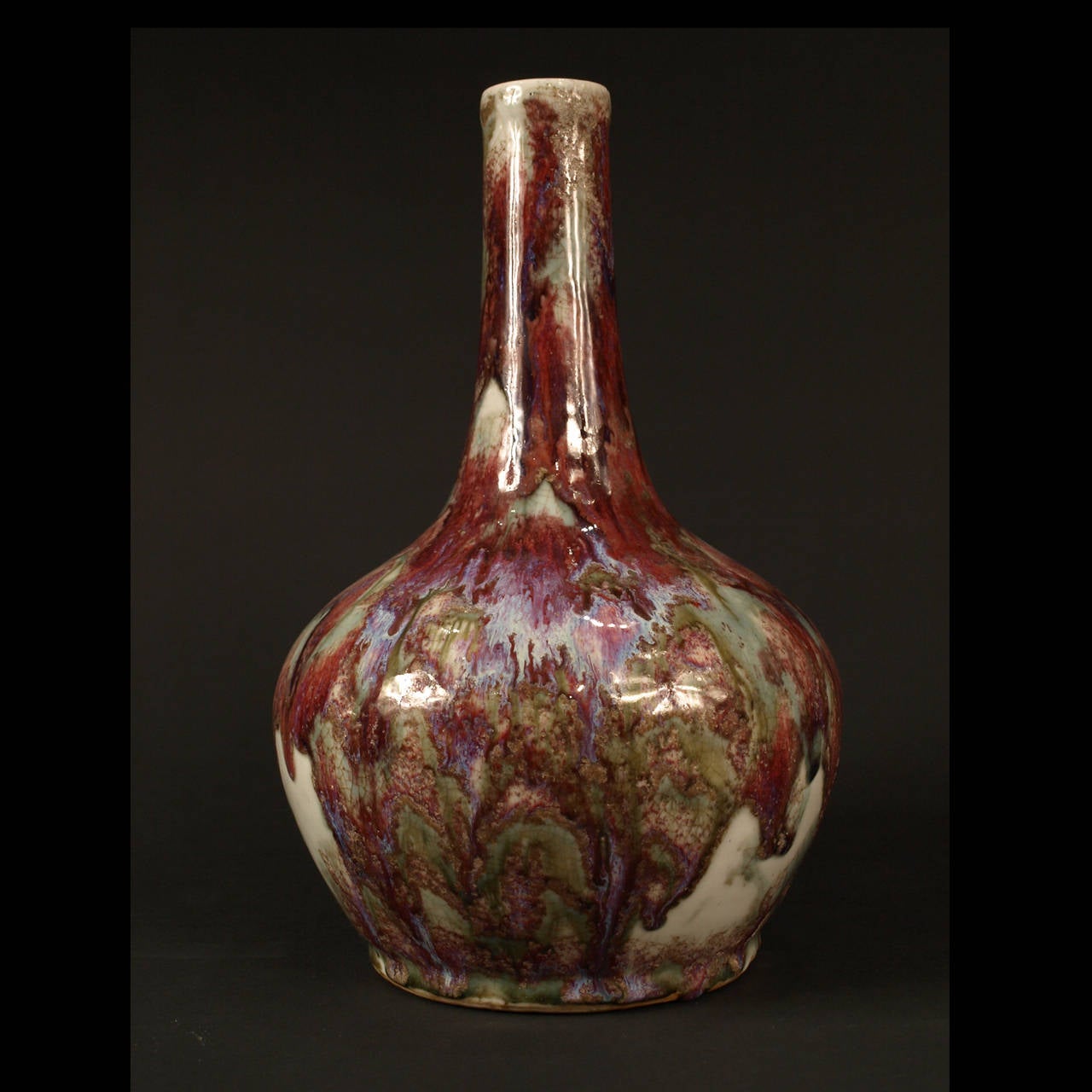 Chinese Flambé Bottle Vase, Qing Dynasty, 19th Century In Excellent Condition For Sale In Paris, FR