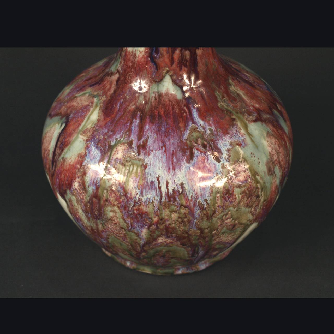 Chinese Flambé Bottle Vase, Qing Dynasty, 19th Century For Sale 1