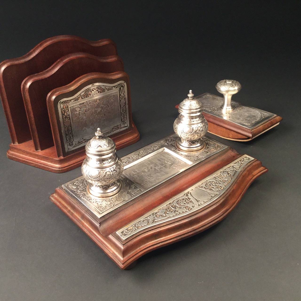 Belle Époque Late 19th century French Desk set with beautifull Inkwell. For Sale