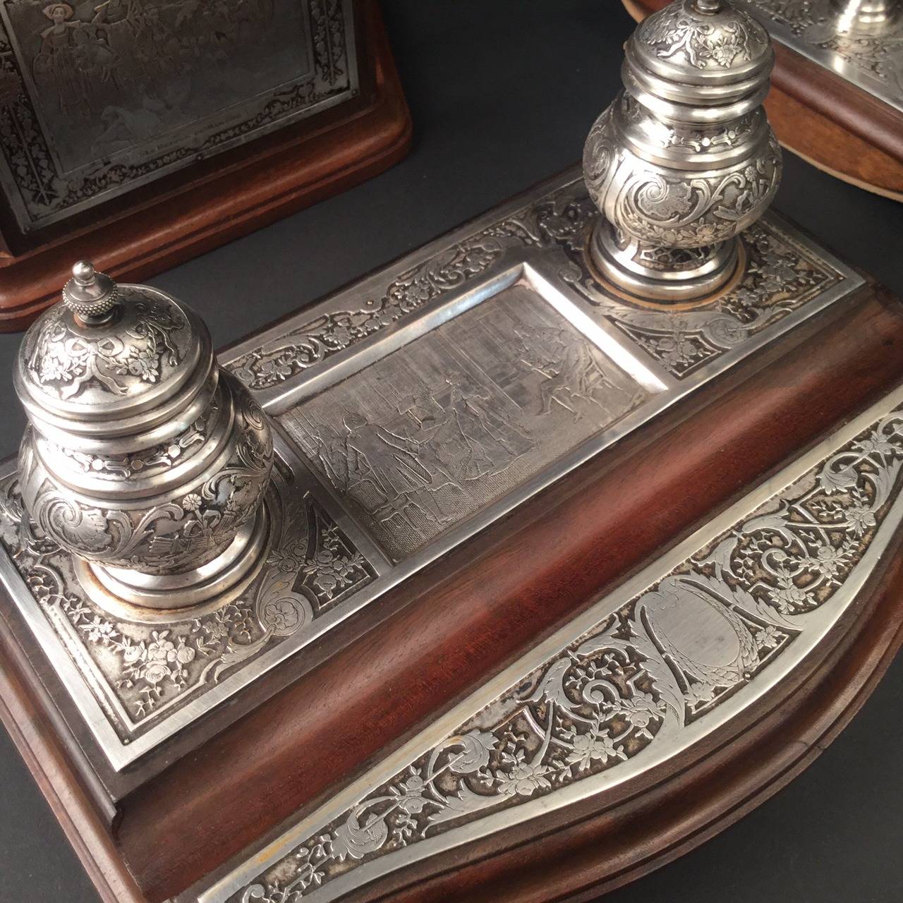 Late 19th century French Desk set with beautifull Inkwell. In Excellent Condition For Sale In Paris, FR