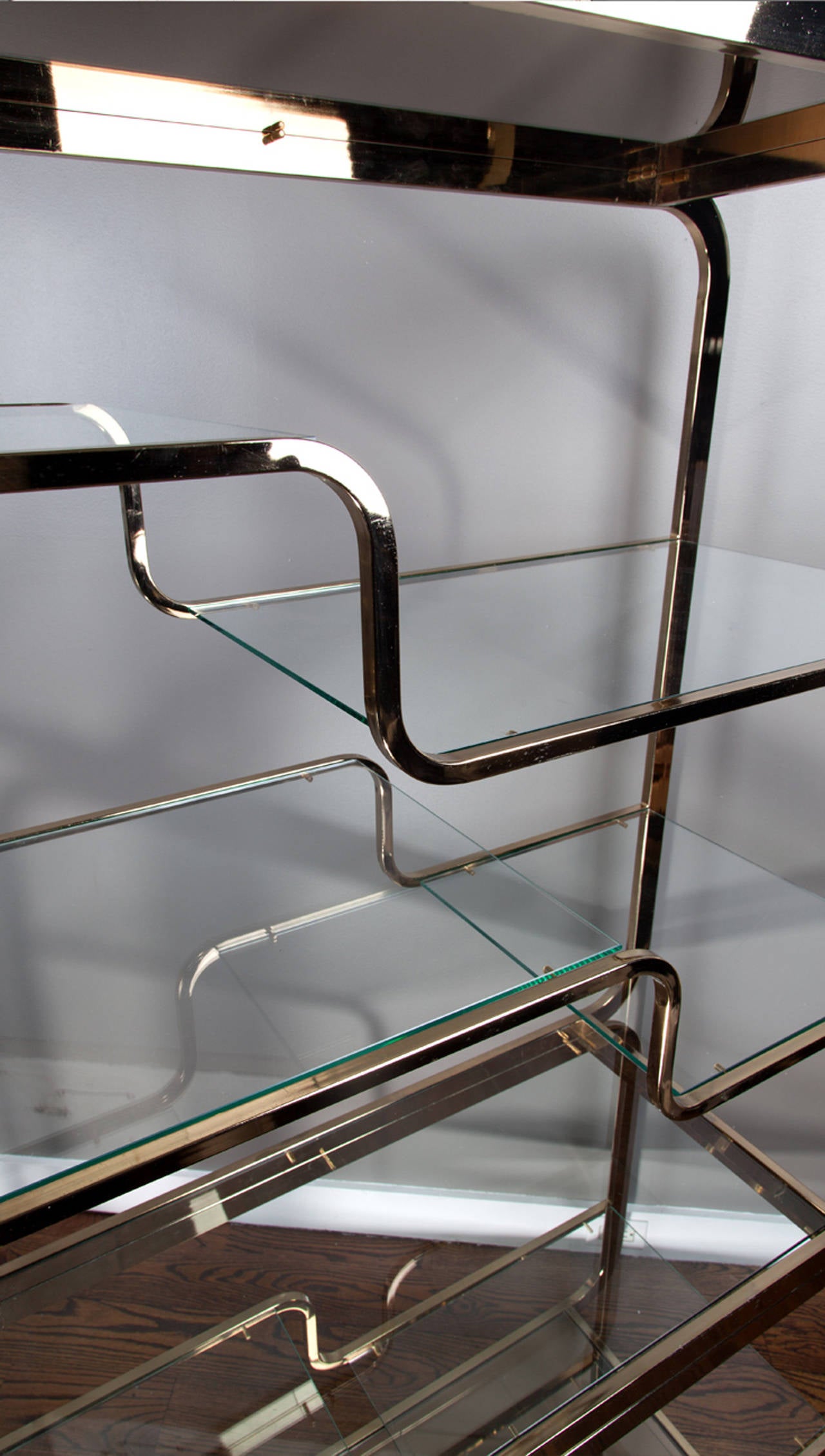 Mid-Century Modern Milo Baughman Brass Etagere For Sale