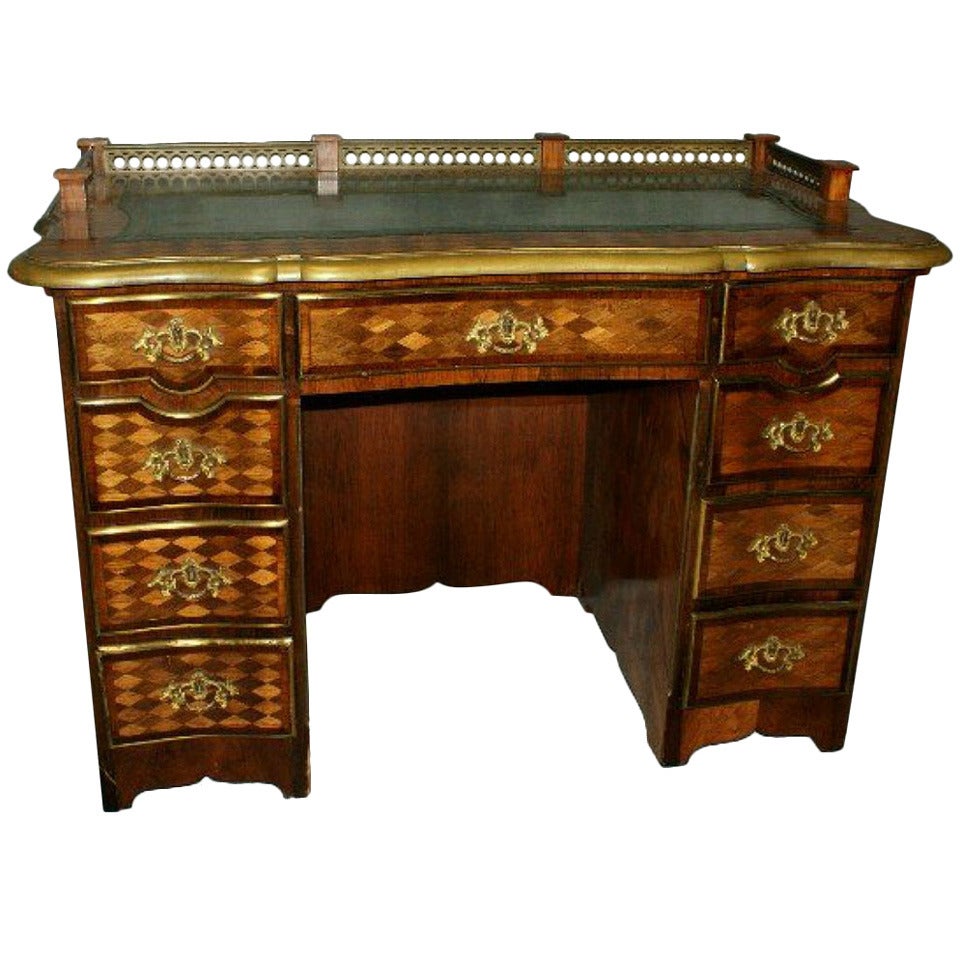 19th c. Louis XV/XVI Kingwood and Satinwood Kneehole Desk