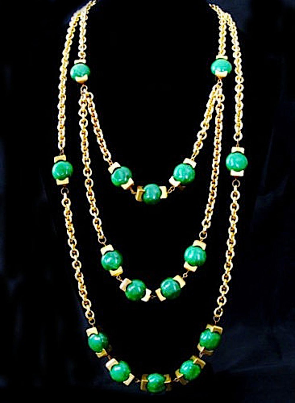 Mid-Century Modern Modernist Pierre Cardin Green Lucite Necklace