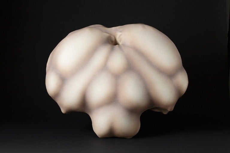 Porcelain sculpture by Wayne Fischer.
Handwritten signature under the base.
circa 1989.
Unique Piece.

How can an inert object produce deeply unsuspecting, indecipherable, uncontrollable emotions ?
Wayne Fischer is an artist who can create