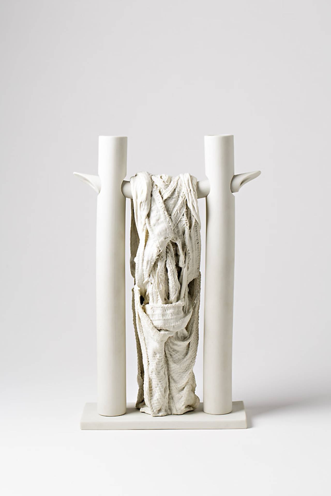 Sculpture en porcelaine de Nicole Giroud, datant d'environ 1984