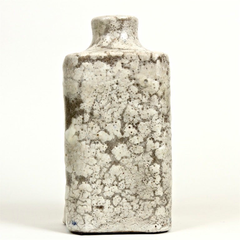 Rara y elegante botella cuadrada de gres de Emile Decoeur